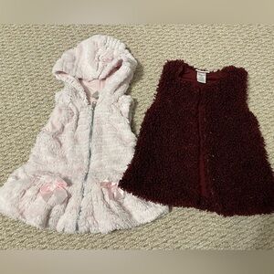 Little lass girls fuzzy vests size 4- good condition